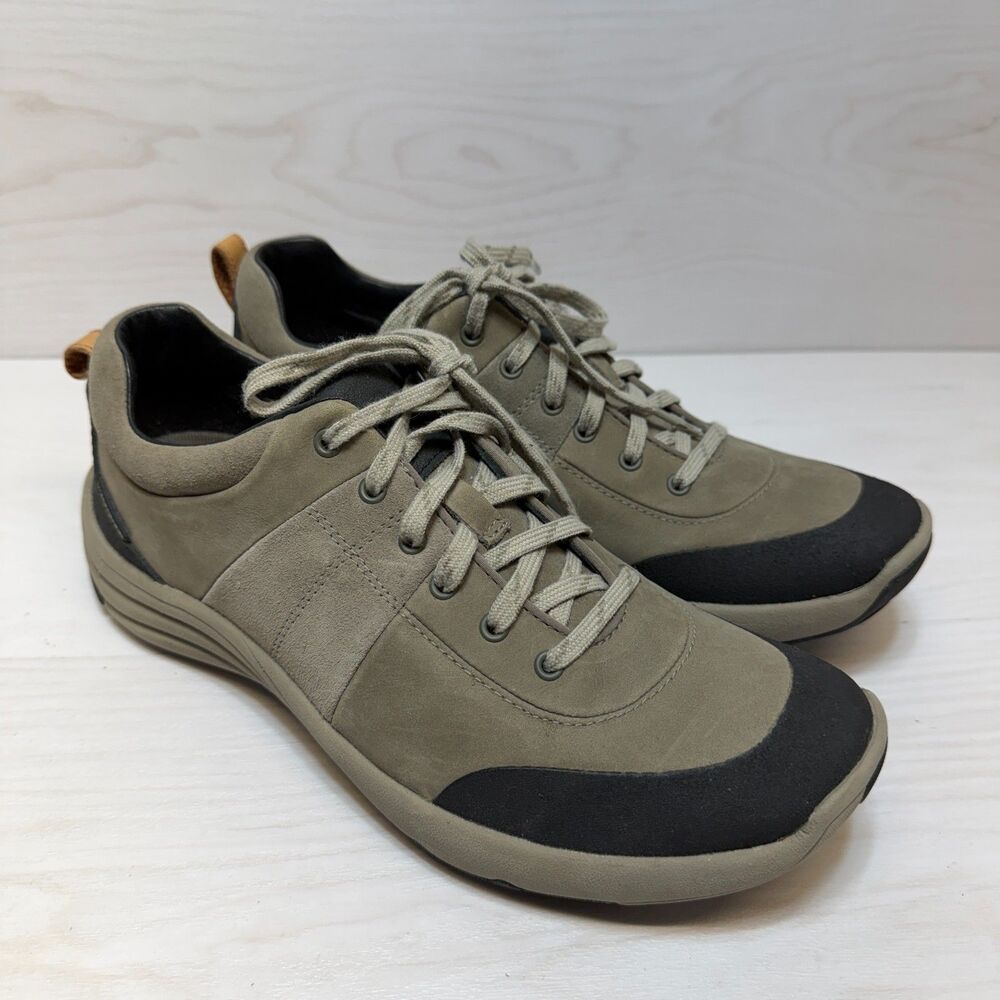 Clarks Wave Sneakers Women's Size 9.5 Suede‎ Leather Lace Up Walking Running